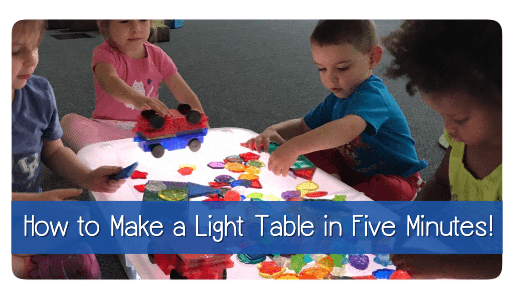 kids-playing-with-light-table